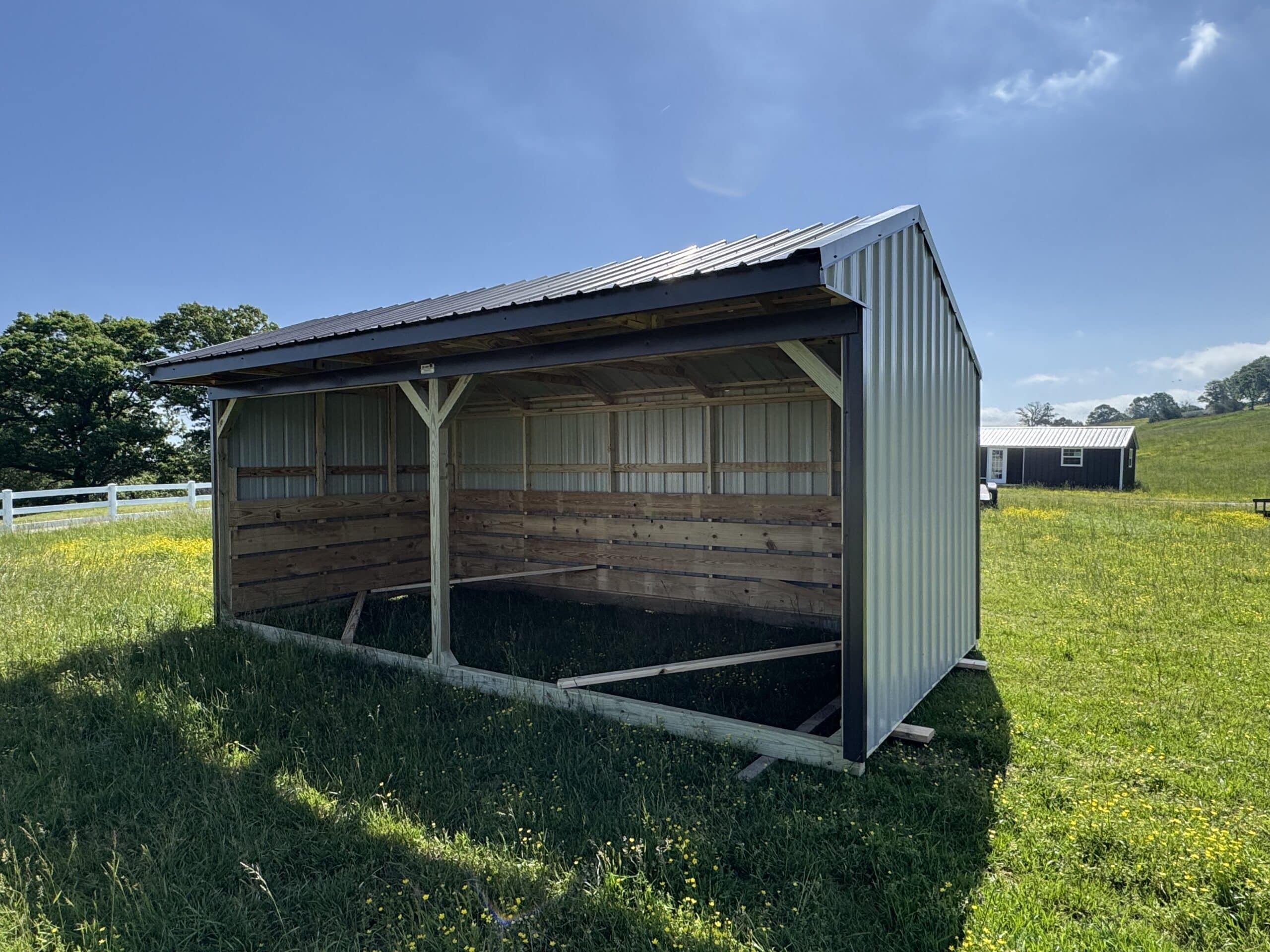 10x20 Animal Shelter - Image 2